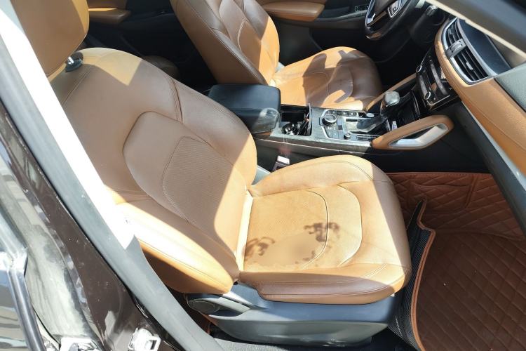 Used BORGWARD BX7 2016 28T Four-wheel Drive Luxury Edition 5 Seats
