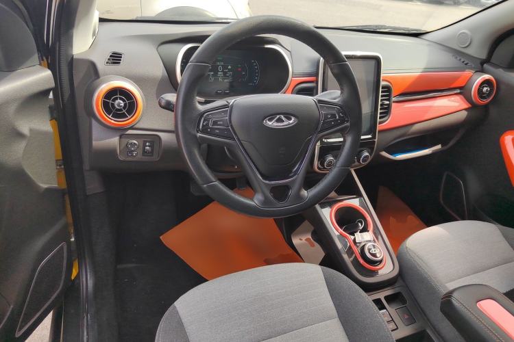 Used Chery QQ Little Ant 2021 150 000 Yuan Ant Fan Edition New Ant Cool Version Lithium Iron Phosphate Center Console