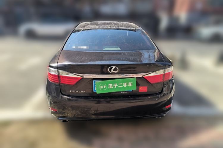Used Lexus ES 2013 250 Elegant Edition Rear