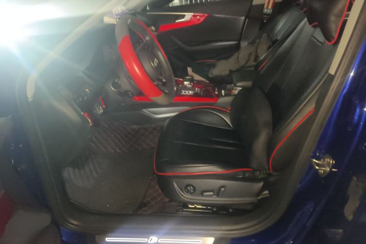 Used Audi A4L 2019 40 TFSI Fashion Edition China VI Emission Standard