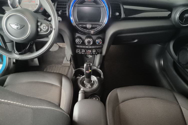 Used MINI MINI 2018 1.5T ONE PLUS
