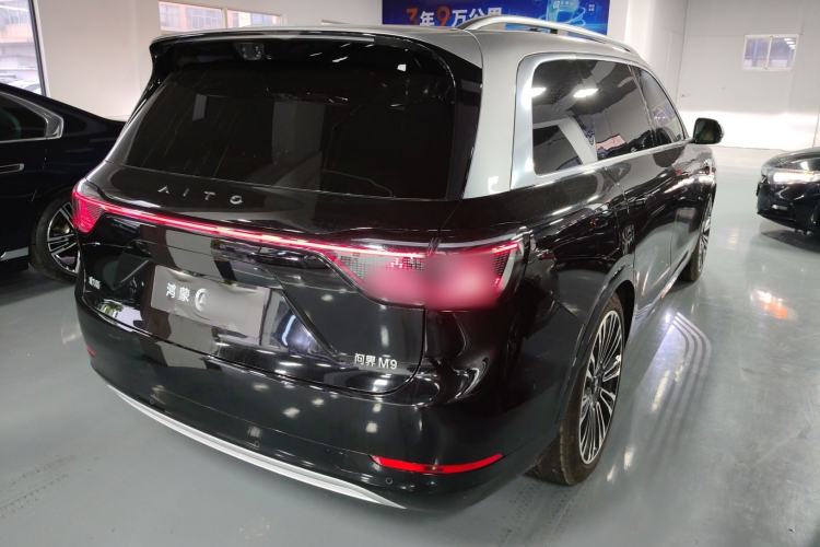 Used Hima AITO M9 2025 Extended-Range Max Version 52 kWh 5-Seater Edition