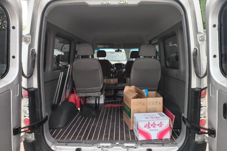 Used JAC Group Sunray 2022 2.0T Fuel-Efficient King PLUS Express Version Mid-axle 5-6 Seats HFC4DB3-2E4
