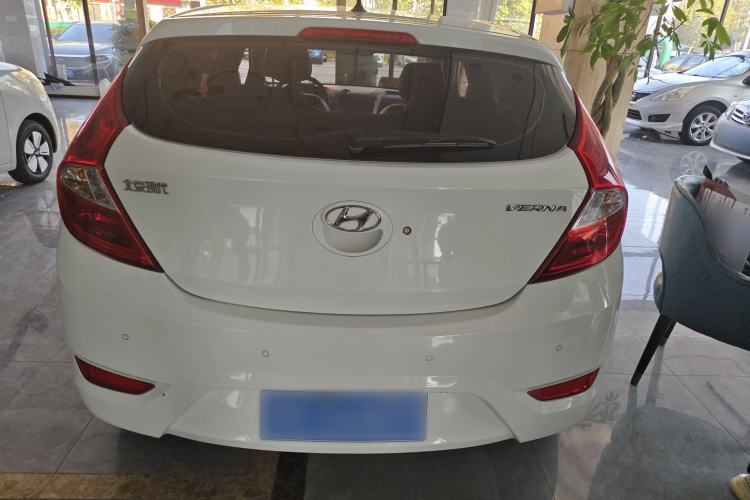 Used Hyundai Verna Ray 2014 1.4L Automatic GLX
