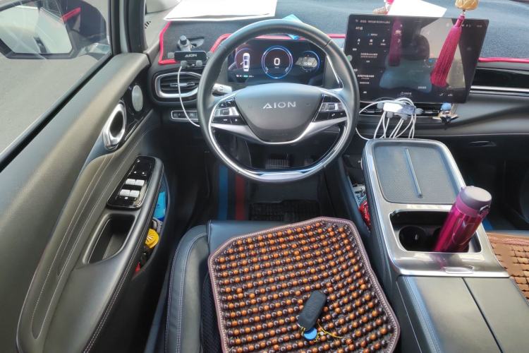 Used AION V 2024 Plus 70 Star Edition Lithium Iron Phosphate Steering Wheel