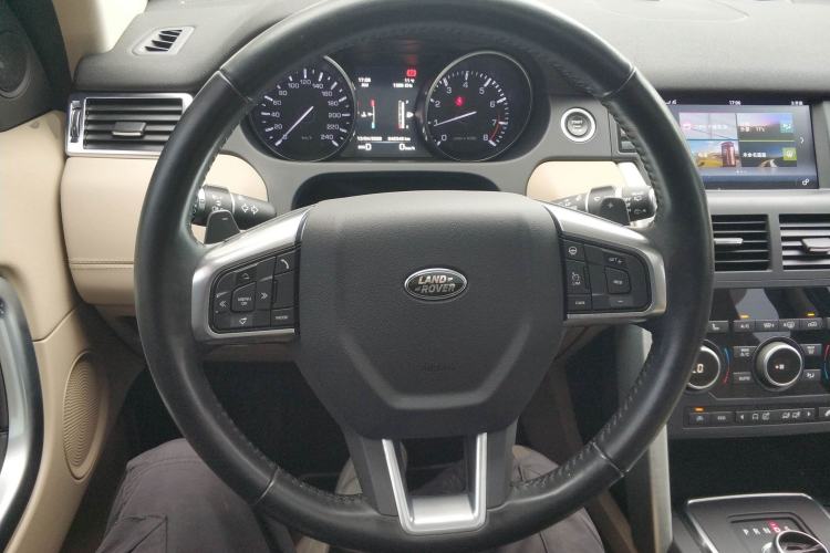 Used Land Rover Discovery Sport 2016 2.0T HSE Steering Wheel