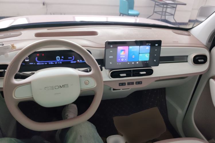 Used Geely Galaxy Panda 2025 210 km – Yuanqi Bear