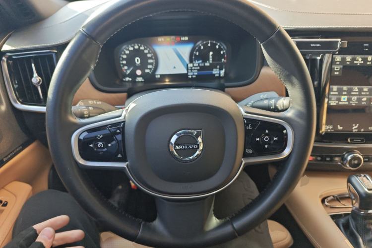 Used Volvo S90 2017 T5 Prestige Edition