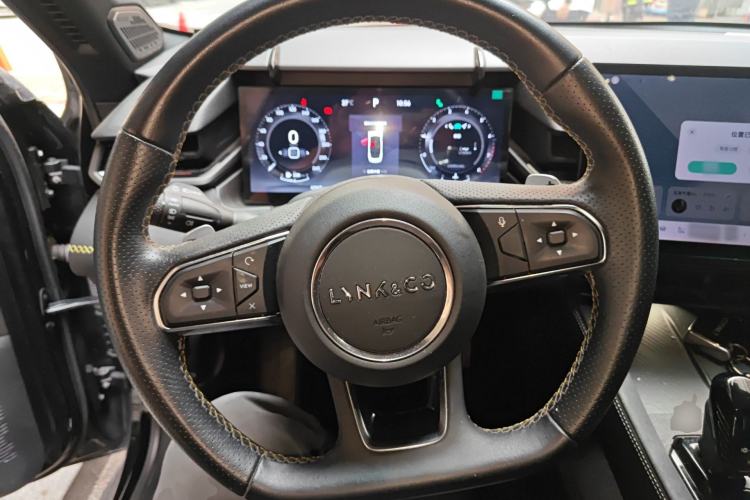 Used Lynk & Co 03 2023 1.5TD DCT JingPro Steering Wheel