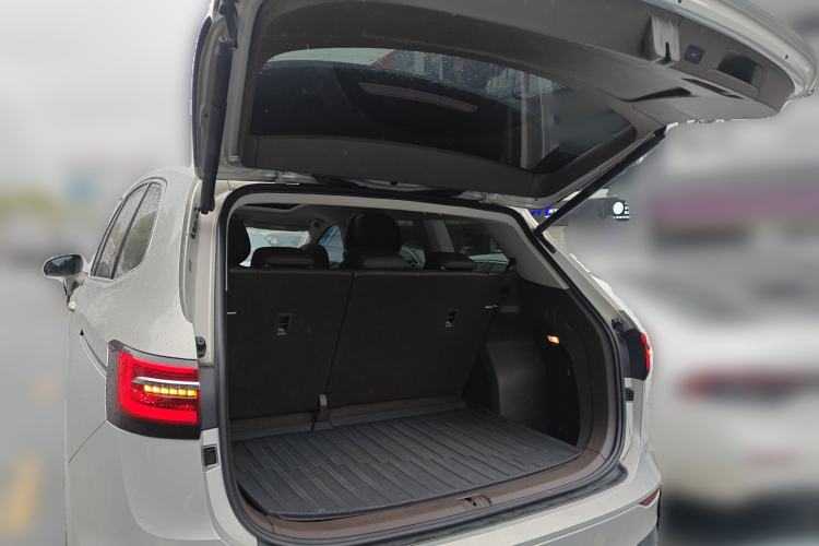 Used Volkswagen Viloran 2023 380TSI Prestige Edition Trunk