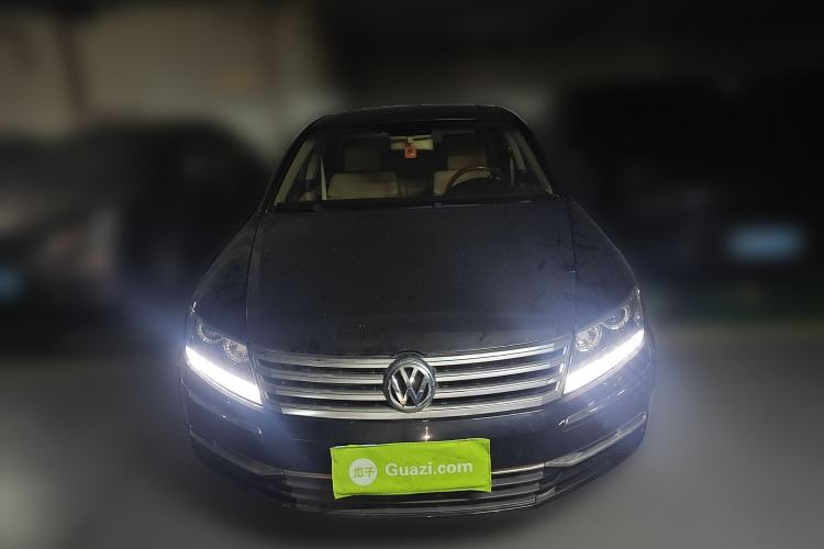 Used Volkswagen Phaeton 2011 3.6L V6 5-Seater Extended Business Edition Front