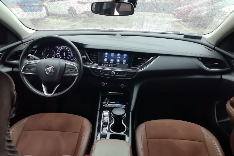 Used Buick Regal 2020 552T Luxury Version
