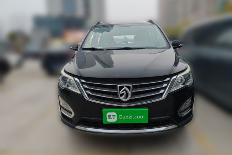 Used Baojun 560 2015 1.8L manual luxury version