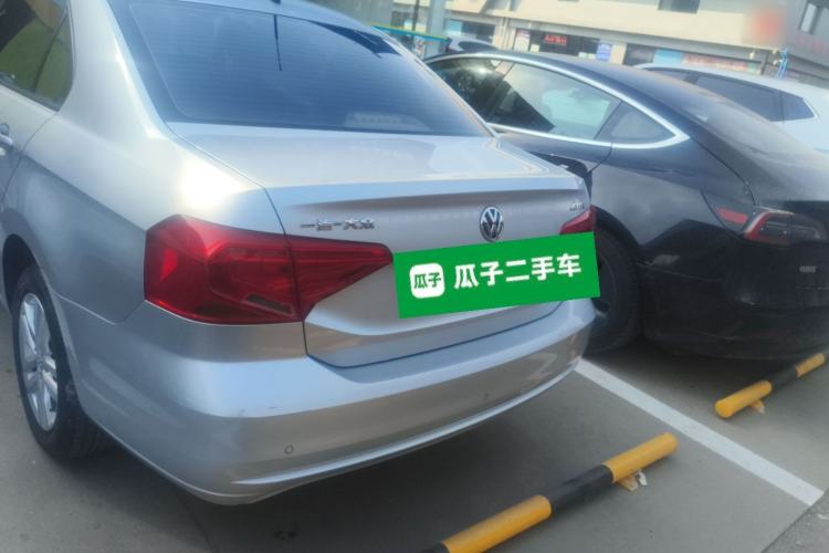 Used Volkswagen Jetta 2019 Dream Edition 1.5L Automatic Fashionable Version
