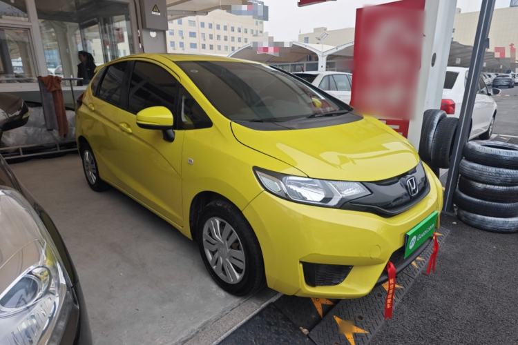 Used Honda Fit 2016 1.5L LXS CVT Comfort Sunroof Version