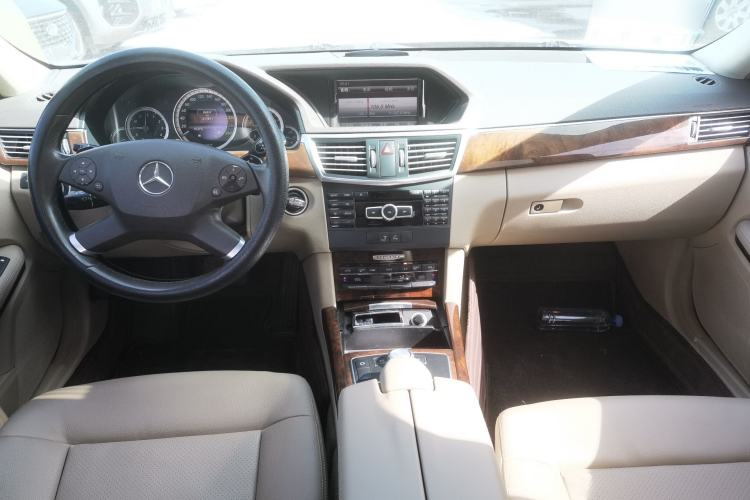 Used Mercedes-Benz E-Class 2013 E 260 L CGI Elegant Model