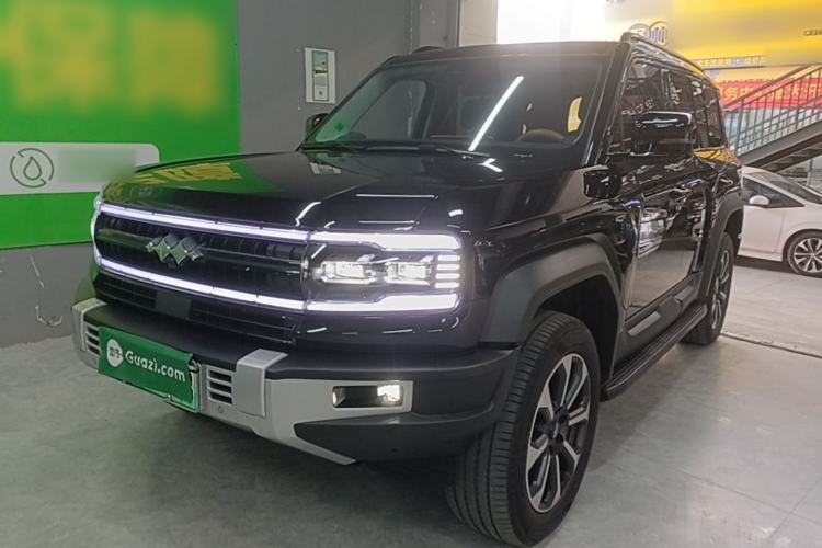 Used Formula Leopard 5 2023 Navigator Edition