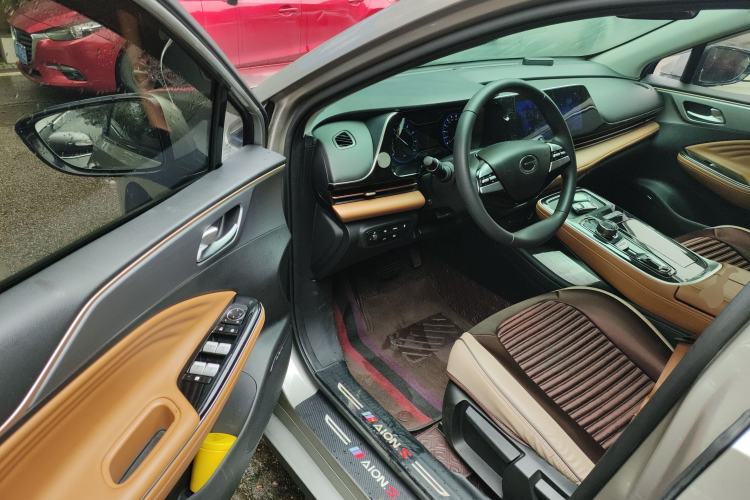 Used AION S 2023 Meizu 580 Lithium Iron Phosphate Driver Seat