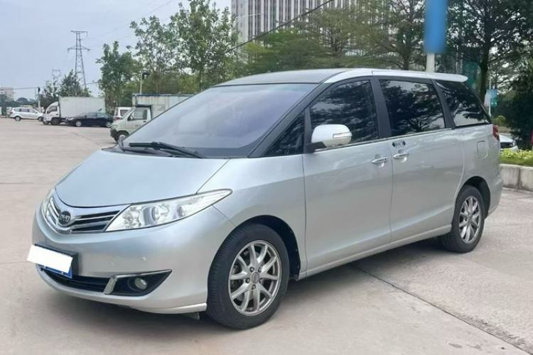 Used BYD M6 2015 2.4L Automatic Prestige Edition
