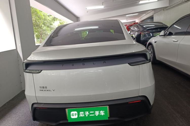 Used Tesla Model Y 2025 Rear-Wheel-Drive Version Rear