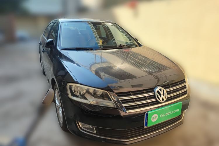 Used Volkswagen Lavida 2013 1.6L Automatic Luxury Edition Front Right 45 Deg