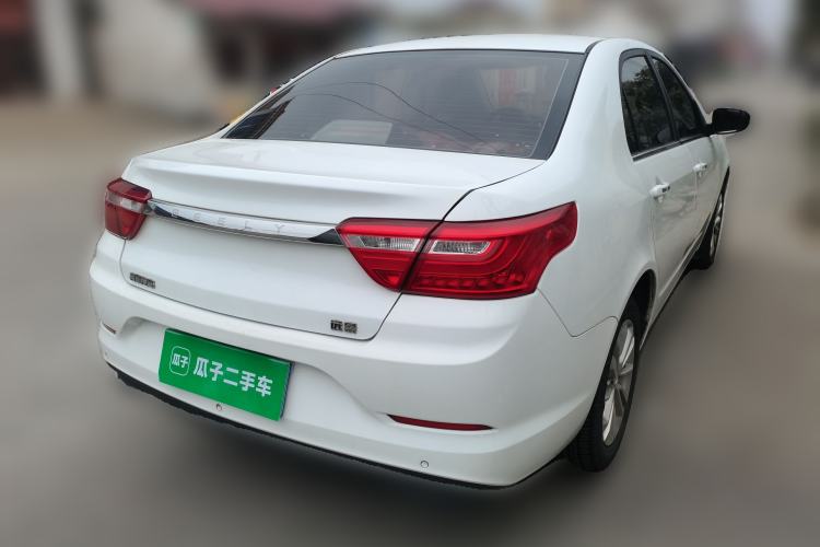 Used Geely Auto Vision 2019 Upgraded Model 1.5L Manual Luxury Version China VI Standard