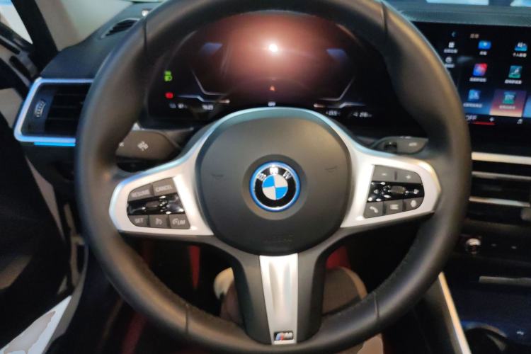 Used BMW i3 2022 eDrive 35 L
