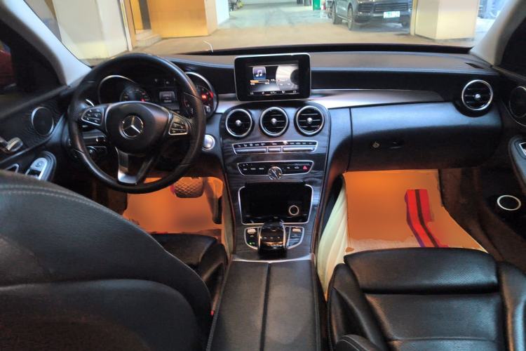 Used Mercedes-Benz C-Class 2016 C 180 L Sport Edition Center Console
