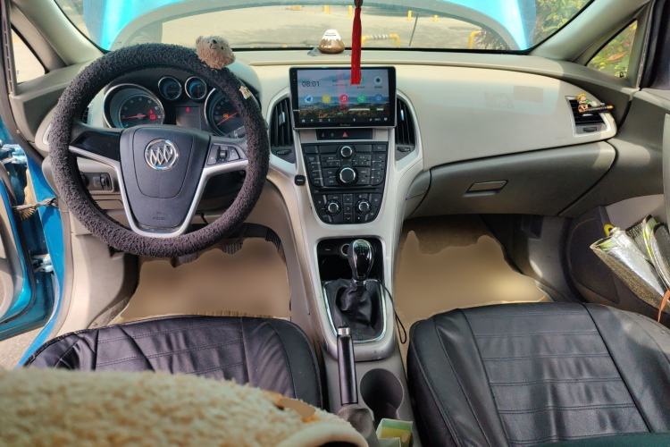 Used Buick GT 2012 XT 1.6L Manual Entry-Level Model