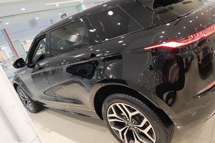 Used Land Rover Range Rover Evoque 2021 Range Rover Velar 249 PS R-Dynamic S Performance Edition