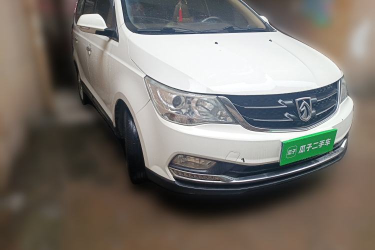 Used Baojun 730 2016 1.5L Manual Luxury Edition 7 Seats Front Right 45 Deg
