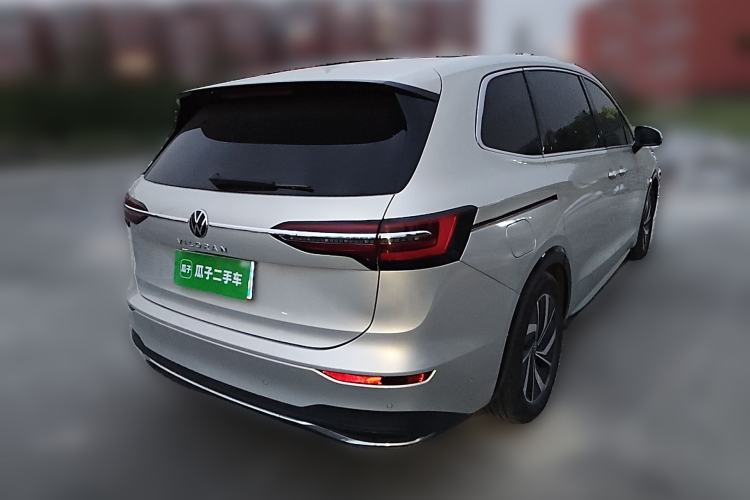 Used Volkswagen Viloran 2020 330TSI Luxury Edition
