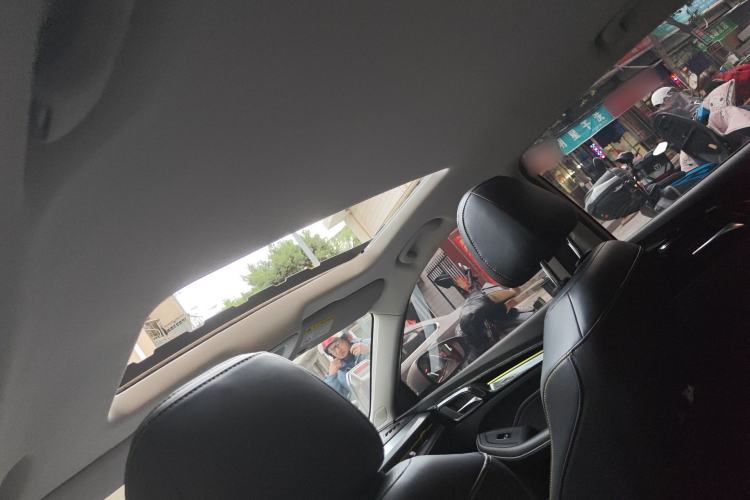 Used Roewe i5 2021 1.5L Manual Diamond Edition