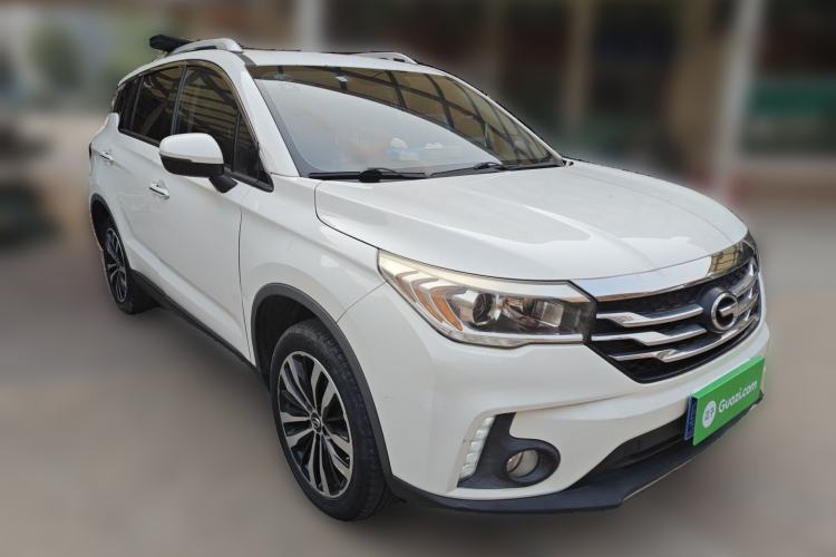 Used GAC Trumpchi GS4 2017 235T G-DCT Two-Wheel Drive Luxury Edition Front Right 45 Deg