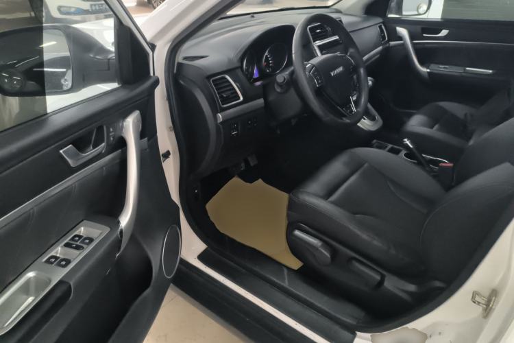 Used Haval M6 2019 1.5T DCT Two-Wheel Drive Value Edition China VI Standard
