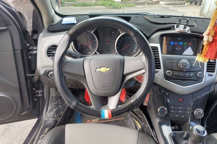 Used Chevrolet Cruze 2013 1.6L SL Grand Edition Manual Transmission
