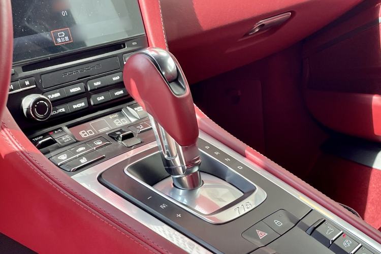 Used Porsche 718 2022 Cayman 2.0T