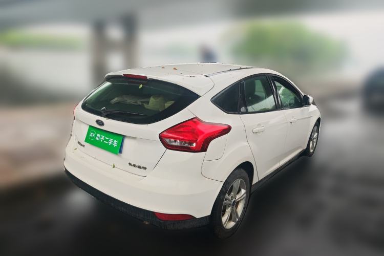 Used Ford Focus 2018 Hatchback Classic 1.6L Manual Comfort Plus SmartDrive Edition Rear Right 45 Deg