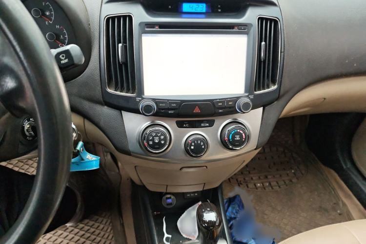 Used Hyundai Celesta 2015 1.6L Automatic Comfort Model