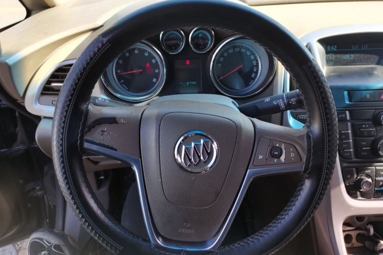 Used Buick GT 2013 GT 1.6L Manual Entry-Level Model Steering Wheel