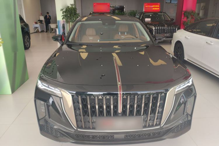 Used Hongqi H9 2024 2.0T Qixiang Private Style Edition Front