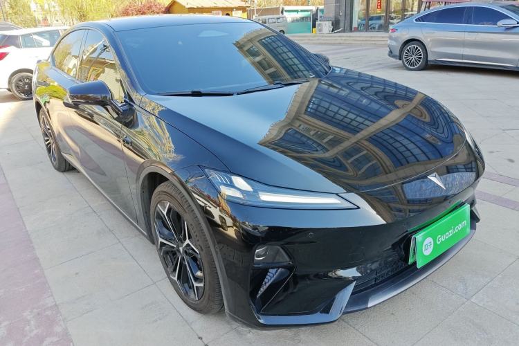 Used Deepal L07 2025 230Max Deep Blue Intelligent Driving AD PRO Range-Extended Version
