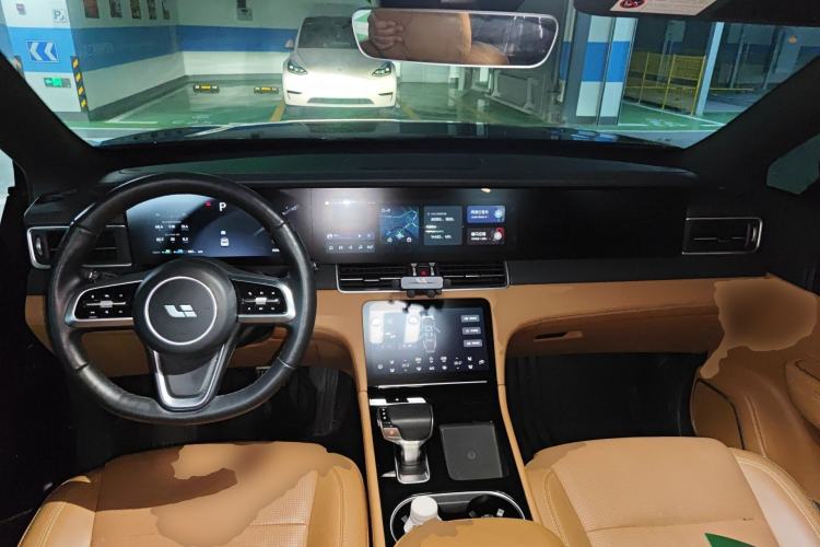 Used Li Auto ONE 2021 Extended-Range 6-Seater Version Center Console
