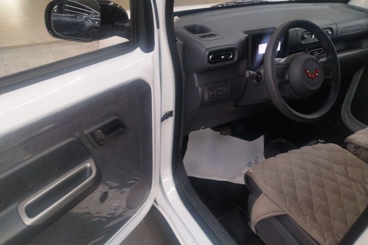 Used Wuling Zhiguang New Energy 2025 Standard Model
