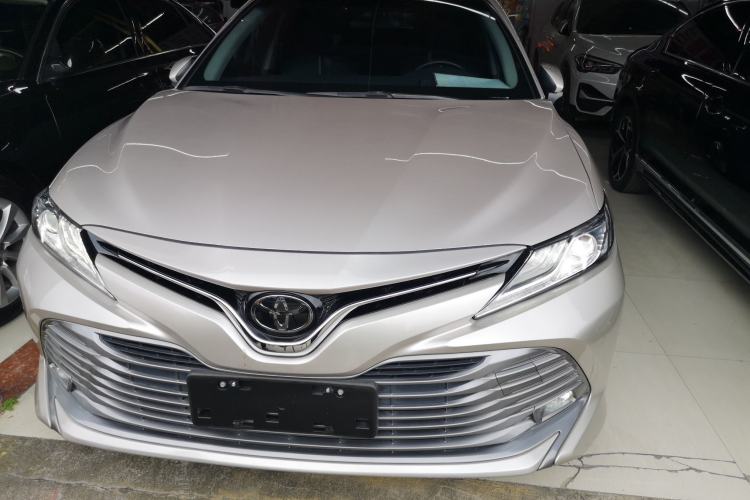 Used Toyota Camry 2019 2.5G Luxury Edition China VI Standard
