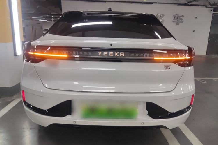 Used Zeekr 001 2022 Ultra-Long Range Dual-Motor YOU Version Rear