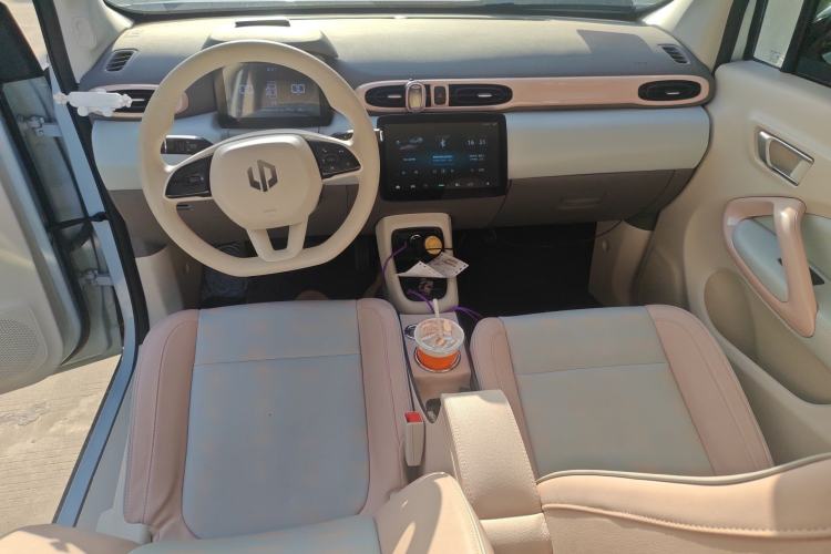 Used Leapmotor T03 2023 310 Lite Edition Center Console