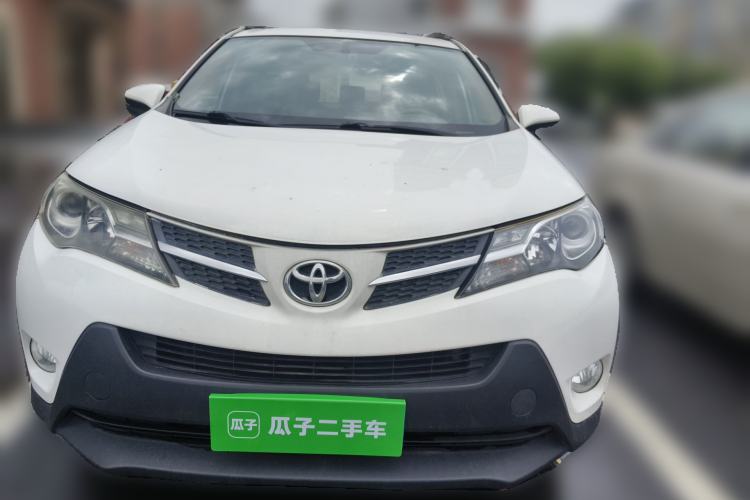 Used Toyota RAV4 2013 2.0L CVT Two-Wheel Drive Urban Edition Front