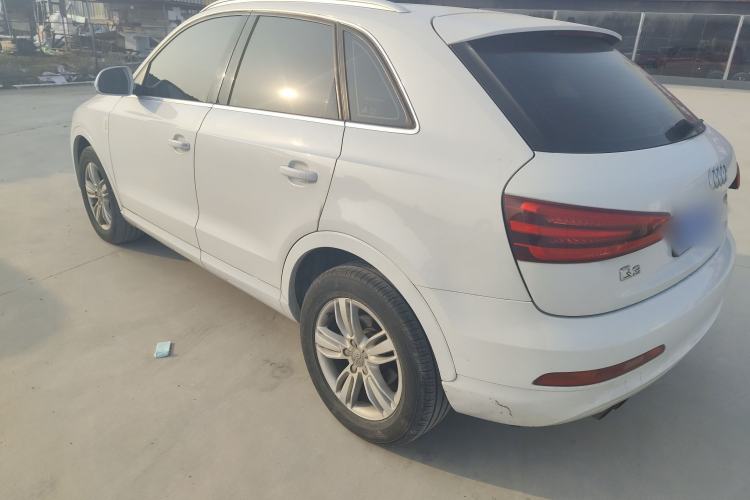 Used Audi Q3 2015 35 TFSI quattro Comfort model