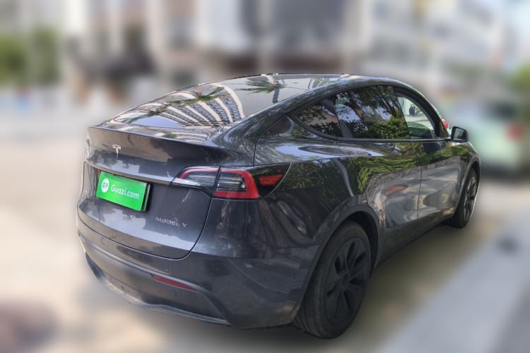 Used Tesla Model Y 2024 Rear-Wheel-Drive Version
